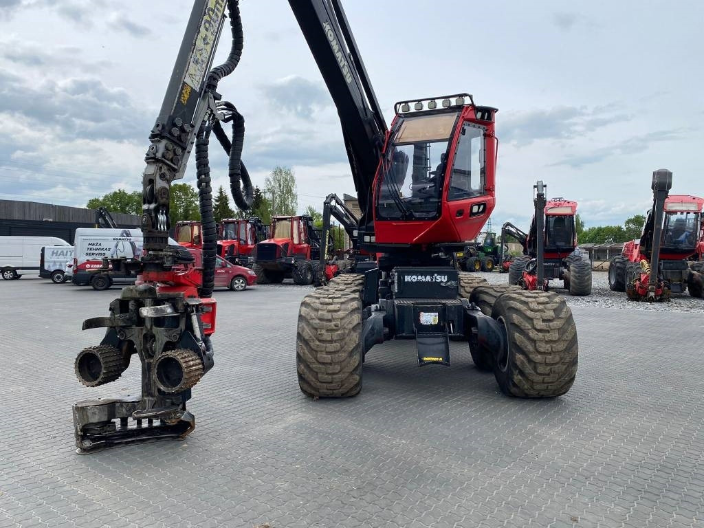 Komatsu 901 XC - الحصادات: صور 2 Komatsu 901 XC - الحصادات: صور 2