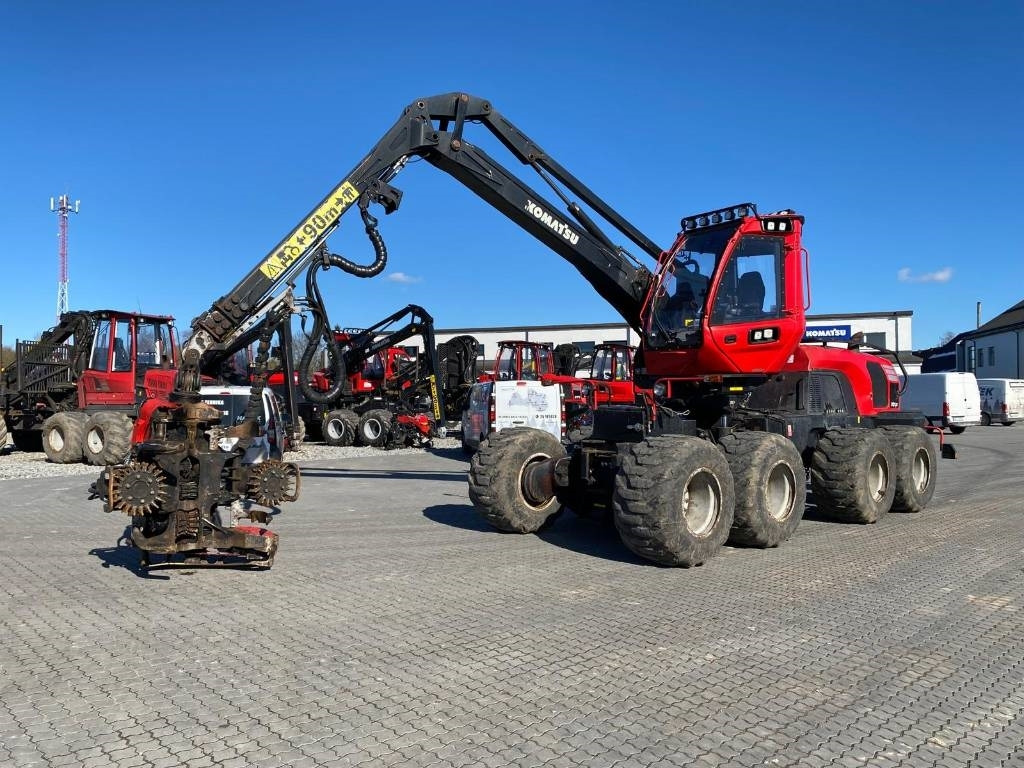 Komatsu 931 XC - الحصادات: صور 1 Komatsu 931 XC - الحصادات: صور 1