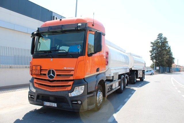 Mercedes-Benz Actros 2548 6x2/4 - شاحنة صهريج: صور 5 Mercedes-Benz Actros 2548 6x2/4 - شاحنة صهريج: صور 5
