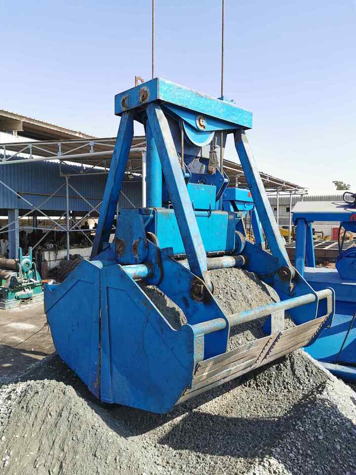 AME Electro Hydraulic Wireless Remote Control Clamshell Grapple - دلو انتزاع - الرافعة: صور 2 AME Electro Hydraulic Wireless Remote Control Clamshell Grapple - دلو انتزاع - الرافعة: صور 2