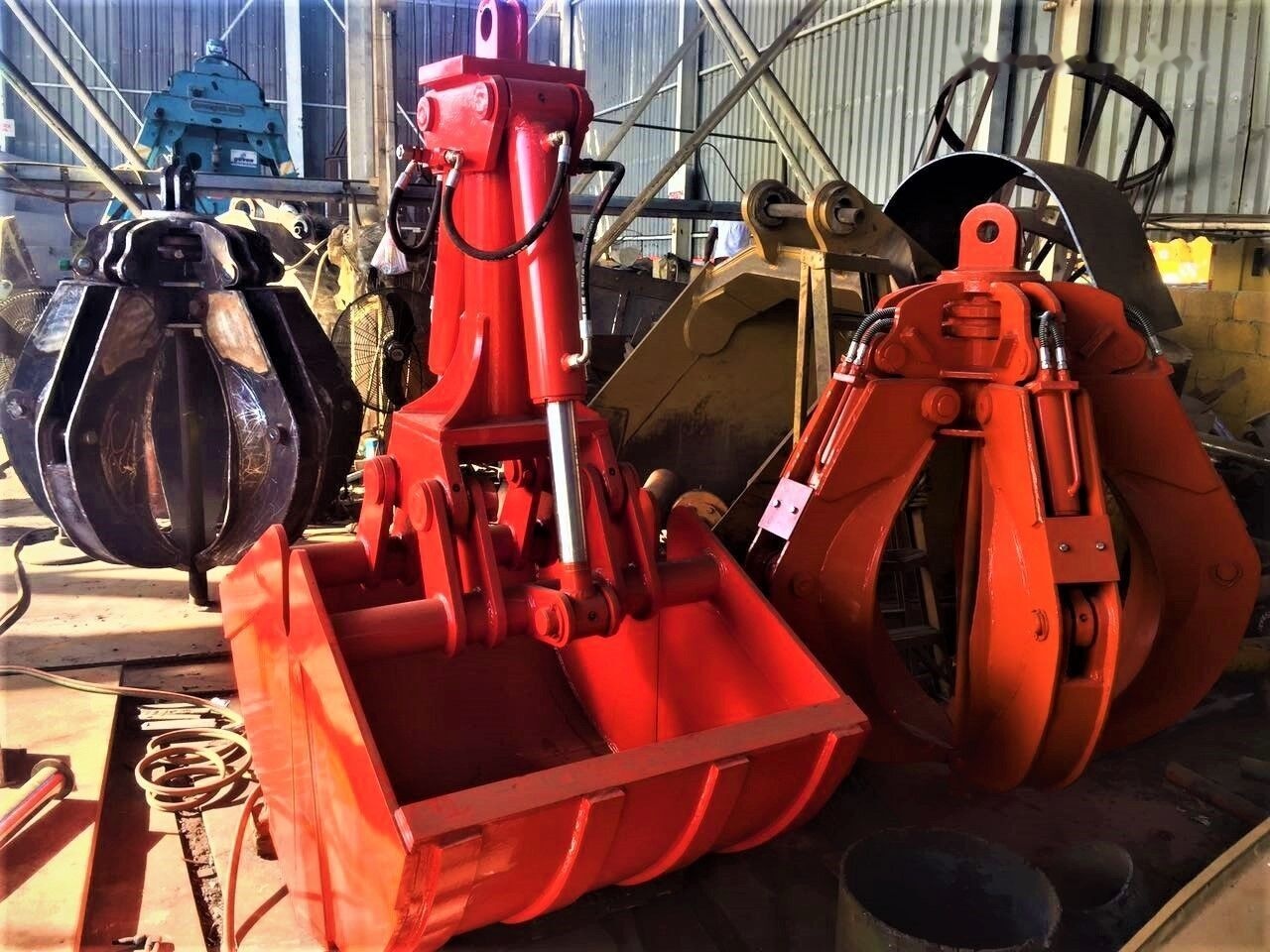 AME Hydraulic Clamshell (1.5 CBM) Suitable for 18-30 Ton Excavator - دلو انتزاع - حفارة: صور 3 AME Hydraulic Clamshell (1.5 CBM) Suitable for 18-30 Ton Excavator - دلو انتزاع - حفارة: صور 3