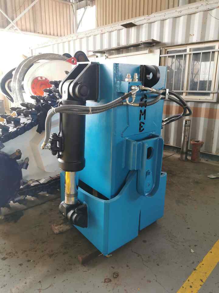 AME Hydraulic Pile Cutter - ماكينة القص الهيدروليكي - حفارة: صور 5 AME Hydraulic Pile Cutter - ماكينة القص الهيدروليكي - حفارة: صور 5