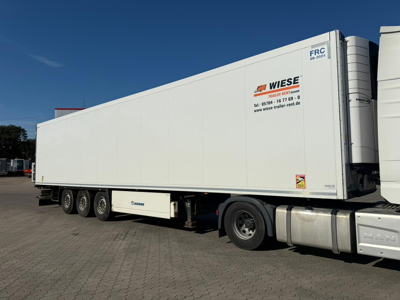 Krone SDR 27 Tiefkühl Auflieger Doppelstock Carrier - بصندوق مغلق نصف مقطورة: صور 2 Krone SDR 27 Tiefkühl Auflieger Doppelstock Carrier - بصندوق مغلق نصف مقطورة: صور 2