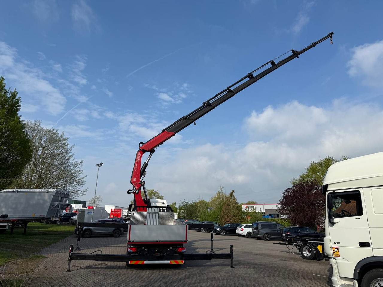MAN 35.520 8x4 Kran Fassi F800, OHNE ABSTÜTZÜBERWACH - شاحنات مسطحة, شاحنة كرين: صور 4 MAN 35.520 8x4 Kran Fassi F800, OHNE ABSTÜTZÜBERWACH - شاحنات مسطحة, شاحنة كرين: صور 4