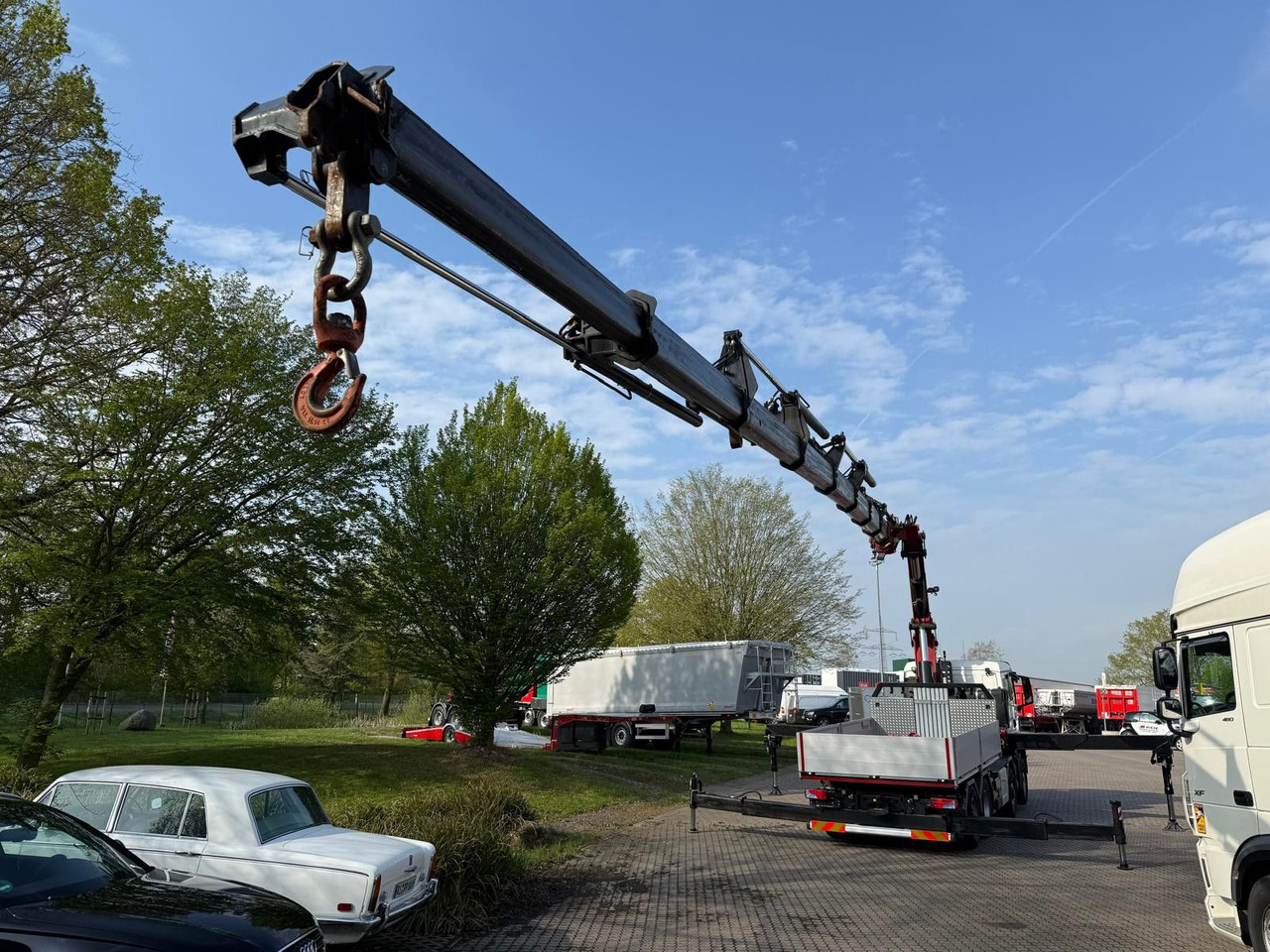 MAN 35.520 8x4 Kran Fassi F800, OHNE ABSTÜTZÜBERWACH - شاحنات مسطحة, شاحنة كرين: صور 5 MAN 35.520 8x4 Kran Fassi F800, OHNE ABSTÜTZÜBERWACH - شاحنات مسطحة, شاحنة كرين: صور 5