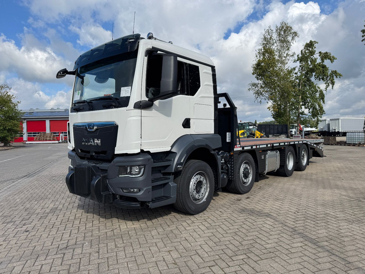 MAN 8x4 Maschinentransporter - سيارة السحب للتصليح: صور 1 MAN 8x4 Maschinentransporter - سيارة السحب للتصليح: صور 1