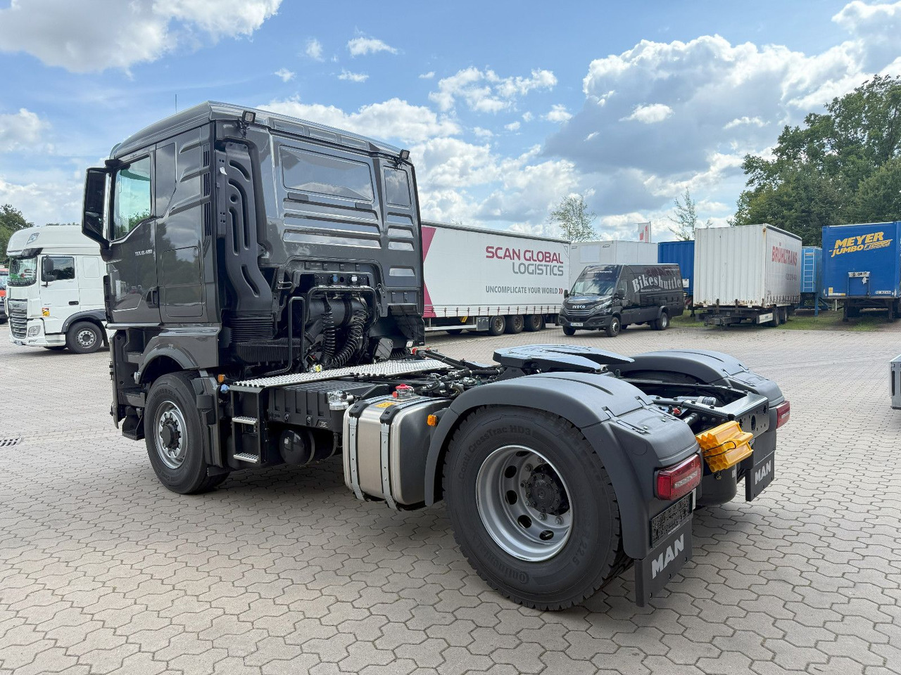 MAN TGX 18.480 4x2 HydroDrive Allrad mit Hydraulik - شاحنة جرار: صور 4 MAN TGX 18.480 4x2 HydroDrive Allrad mit Hydraulik - شاحنة جرار: صور 4