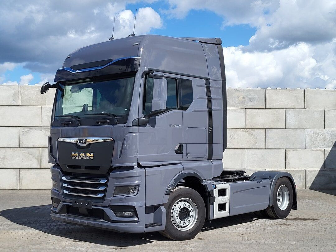 MAN TGX 18.520 GX 4x2 BL SA Euro 6 Sofort Verfügbar - شاحنة جرار: صور 1 MAN TGX 18.520 GX 4x2 BL SA Euro 6 Sofort Verfügbar - شاحنة جرار: صور 1