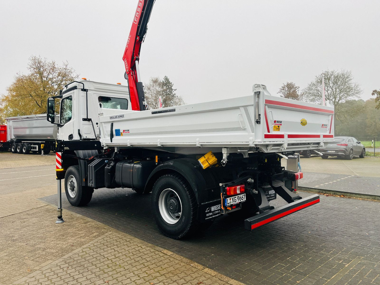 Mercedes-Benz Arocs 1835 4x4 Meiller Fassi F135 Kran Kipper - قلابات, شاحنة كرين: صور 4 Mercedes-Benz Arocs 1835 4x4 Meiller Fassi F135 Kran Kipper - قلابات, شاحنة كرين: صور 4