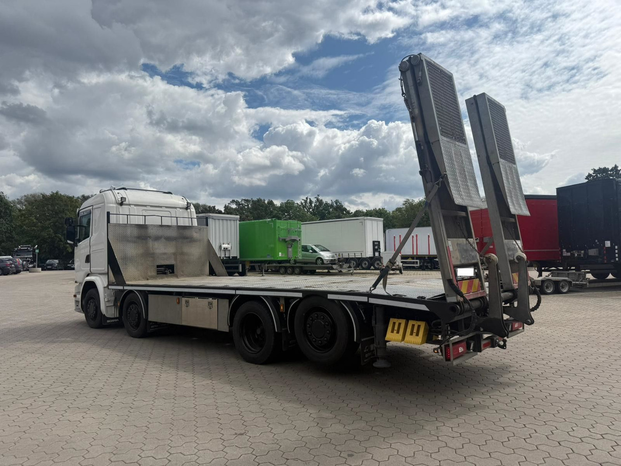 Scania G450 Baumaschinentransporter mit Rampen - سيارة السحب للتصليح: صور 3 Scania G450 Baumaschinentransporter mit Rampen - سيارة السحب للتصليح: صور 3