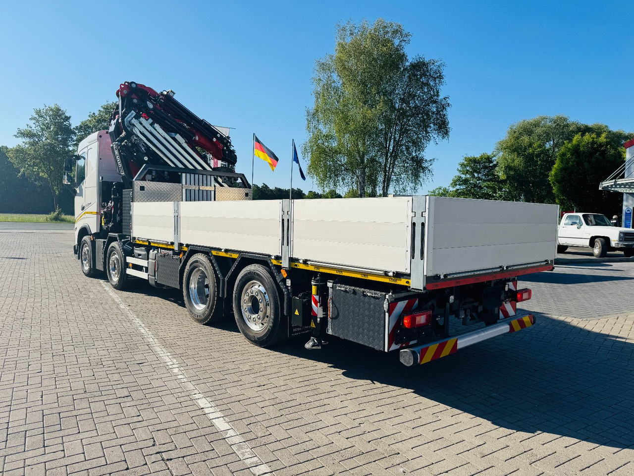 Volvo FH 500 8x2 mit F710RA.2.27 L426 und V20 Winde - شاحنات مسطحة, شاحنة كرين: صور 5 Volvo FH 500 8x2 mit F710RA.2.27 L426 und V20 Winde - شاحنات مسطحة, شاحنة كرين: صور 5