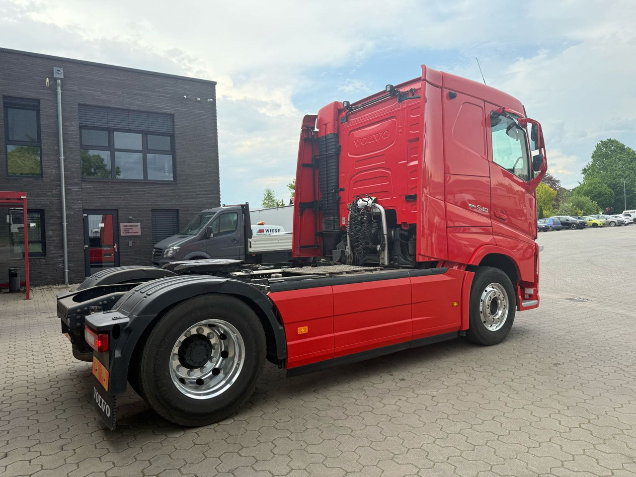 Volvo FH 540 4x2 BL mit Alu Felgen Top gepflegt - شاحنة جرار: صور 4 Volvo FH 540 4x2 BL mit Alu Felgen Top gepflegt - شاحنة جرار: صور 4