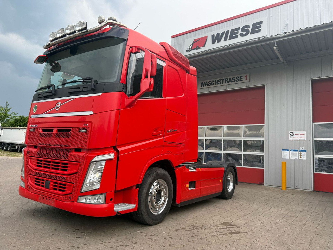 Volvo FH 540 4x2 BL mit Alu Felgen Top gepflegt - شاحنة جرار: صور 1 Volvo FH 540 4x2 BL mit Alu Felgen Top gepflegt - شاحنة جرار: صور 1
