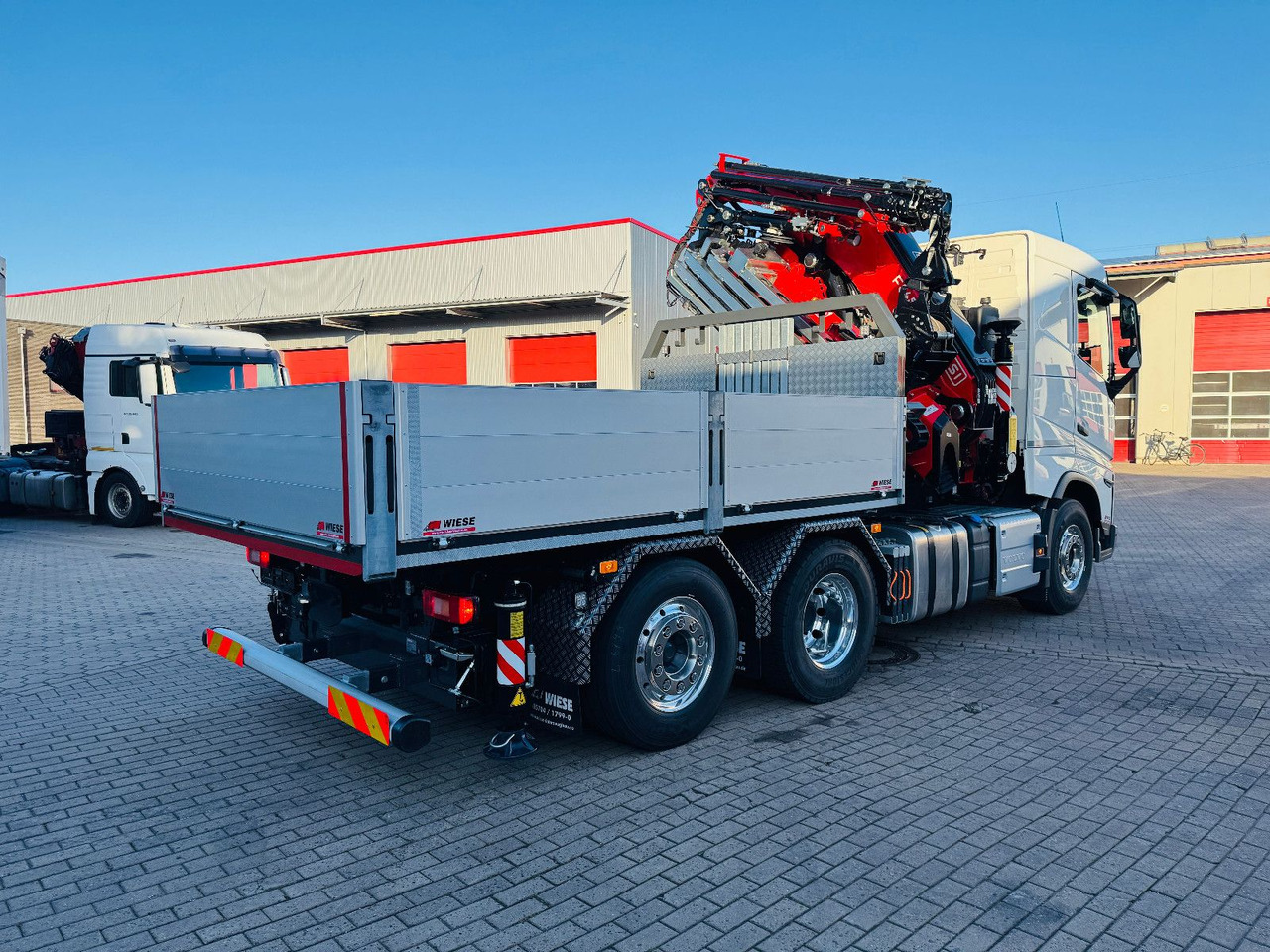 Volvo FH500 6x2 mit Fassi F545 2.27 JIB Winde so - شاحنة جرار: صور 3 Volvo FH500 6x2 mit Fassi F545 2.27 JIB Winde so - شاحنة جرار: صور 3