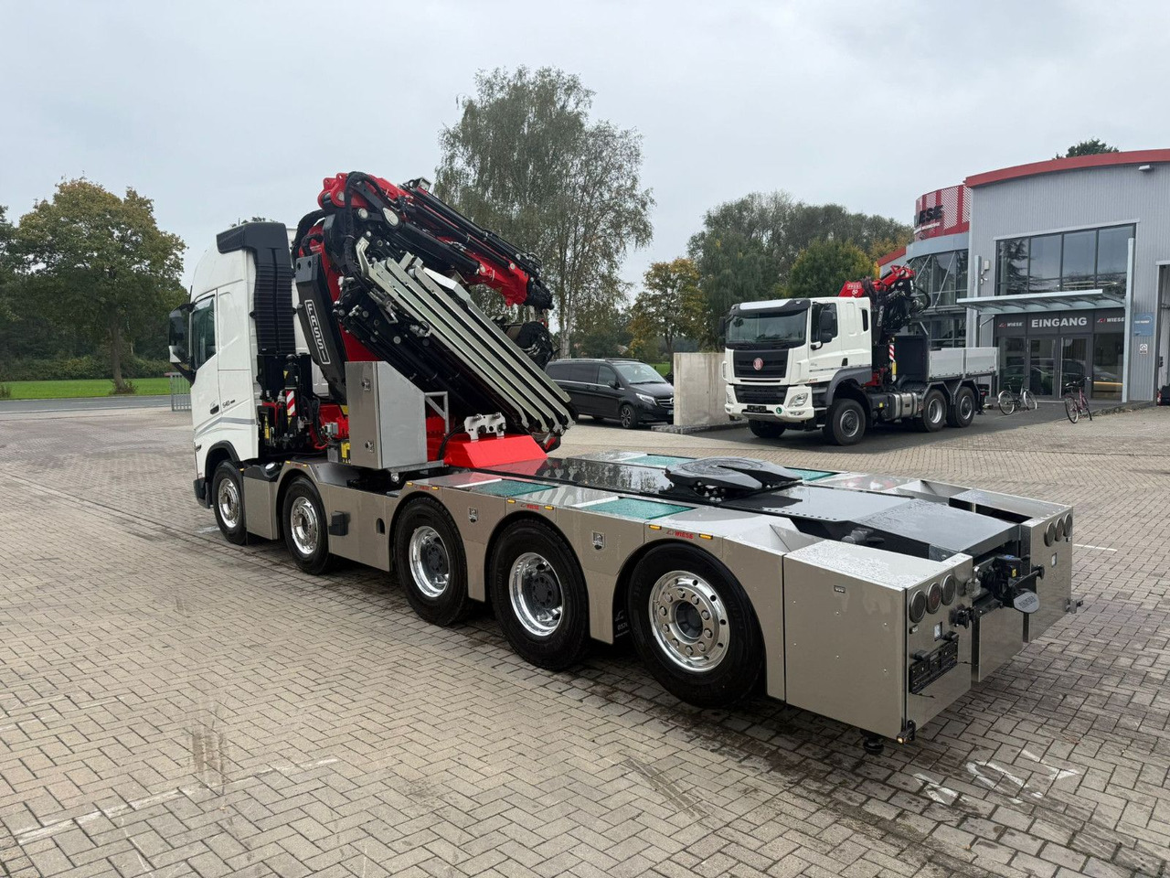 Volvo FH540 10x4 mit F1150 Ladekran, Sattelzugmaschine - شاحنات مسطحة, شاحنة كرين: صور 3 Volvo FH540 10x4 mit F1150 Ladekran, Sattelzugmaschine - شاحنات مسطحة, شاحنة كرين: صور 3