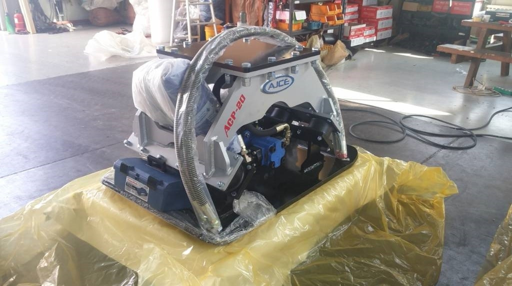 AJCE ACP-20 Vibration Plate Compactor - صفائح اهتزازية: صور 5 AJCE ACP-20 Vibration Plate Compactor - صفائح اهتزازية: صور 5