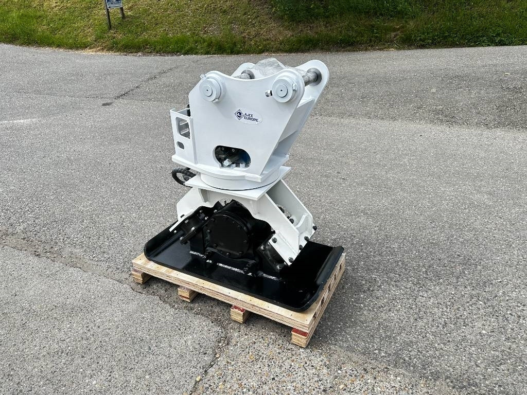 AJCE ACP5R Vibration Plate Compactor - صفائح اهتزازية: صور 1 AJCE ACP5R Vibration Plate Compactor - صفائح اهتزازية: صور 1