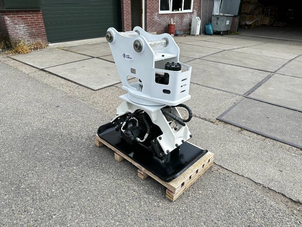 AJCE ACP5R Vibration Plate Compactor - صفائح اهتزازية: صور 3 AJCE ACP5R Vibration Plate Compactor - صفائح اهتزازية: صور 3