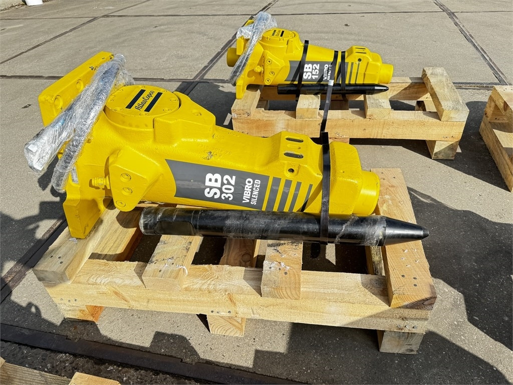 Atlas Copco SB 302 Epiroc SB302 - مطرقة هيدروليكية - آلات البناء: صور 1 Atlas Copco SB 302 Epiroc SB302 - مطرقة هيدروليكية - آلات البناء: صور 1