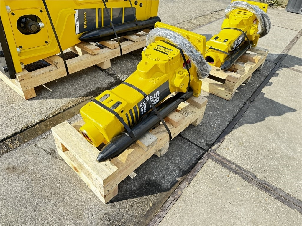 Atlas Copco SB 452 Epiroc SB452 - مطرقة هيدروليكية - آلات البناء: صور 5 Atlas Copco SB 452 Epiroc SB452 - مطرقة هيدروليكية - آلات البناء: صور 5