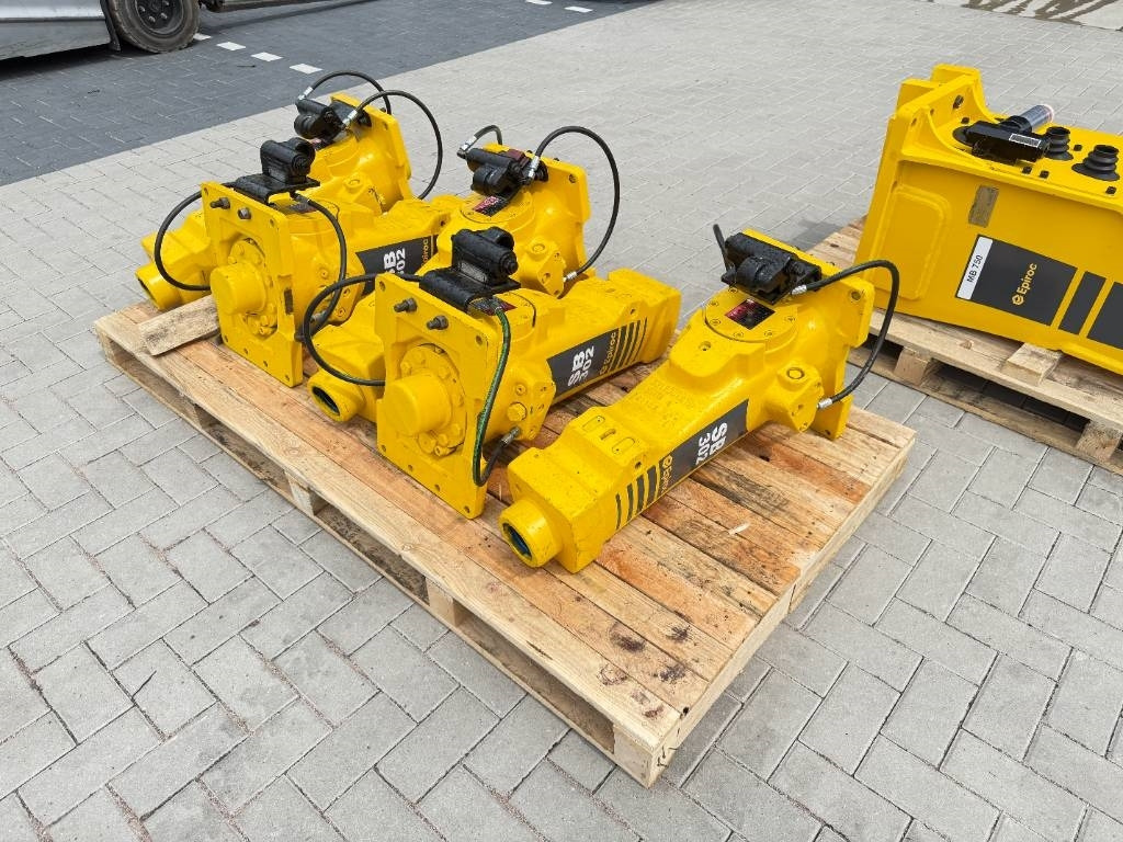 Epiroc ATLAS Copco MB750 - مطرقة هيدروليكية - آلات البناء: صور 2 Epiroc ATLAS Copco MB750 - مطرقة هيدروليكية - آلات البناء: صور 2