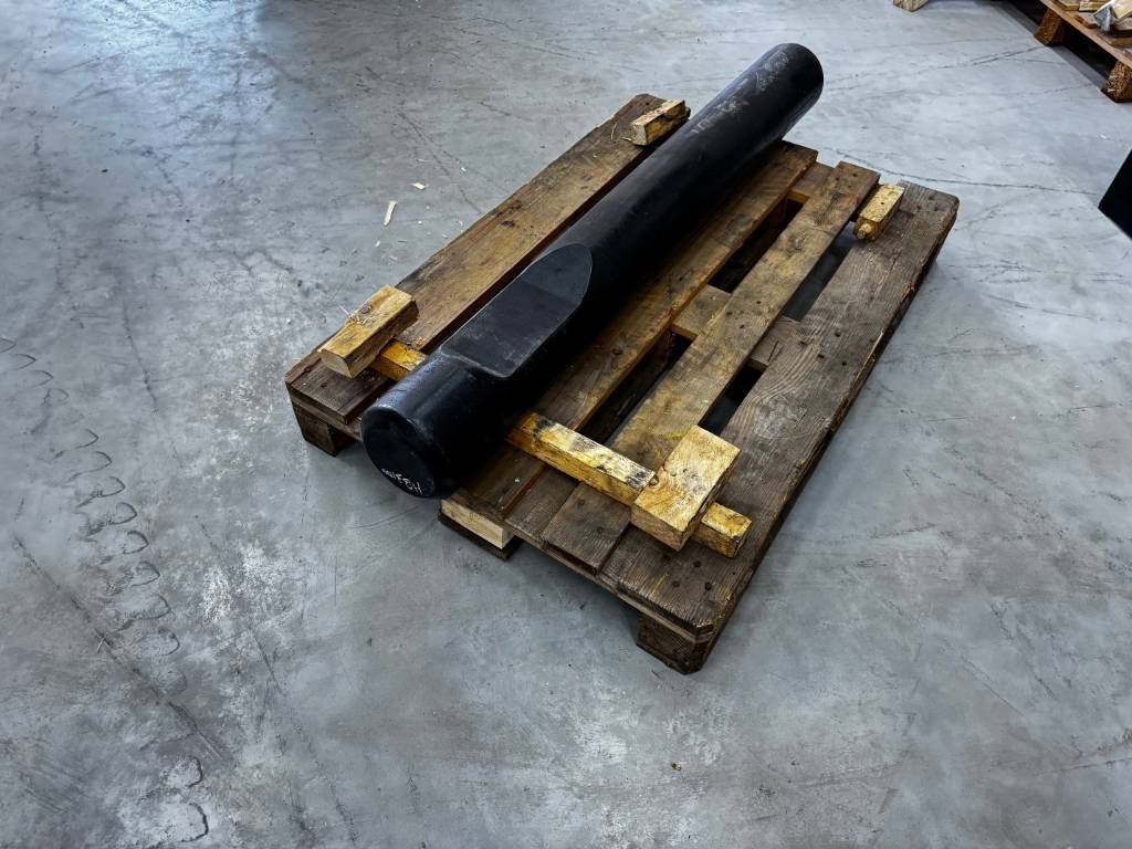 Epiroc Atlas Copco HB3100 HB3000 Blunt Tool Stampfmeißel - مطرقة هيدروليكية - آلات البناء: صور 1 Epiroc Atlas Copco HB3100 HB3000 Blunt Tool Stampfmeißel - مطرقة هيدروليكية - آلات البناء: صور 1