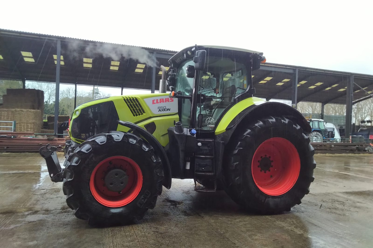 CLAAS AXION 850 - جرار: صور 1 CLAAS AXION 850 - جرار: صور 1
