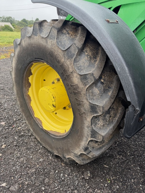 JOHN DEERE 6210R - جرار: صور 3 JOHN DEERE 6210R - جرار: صور 3