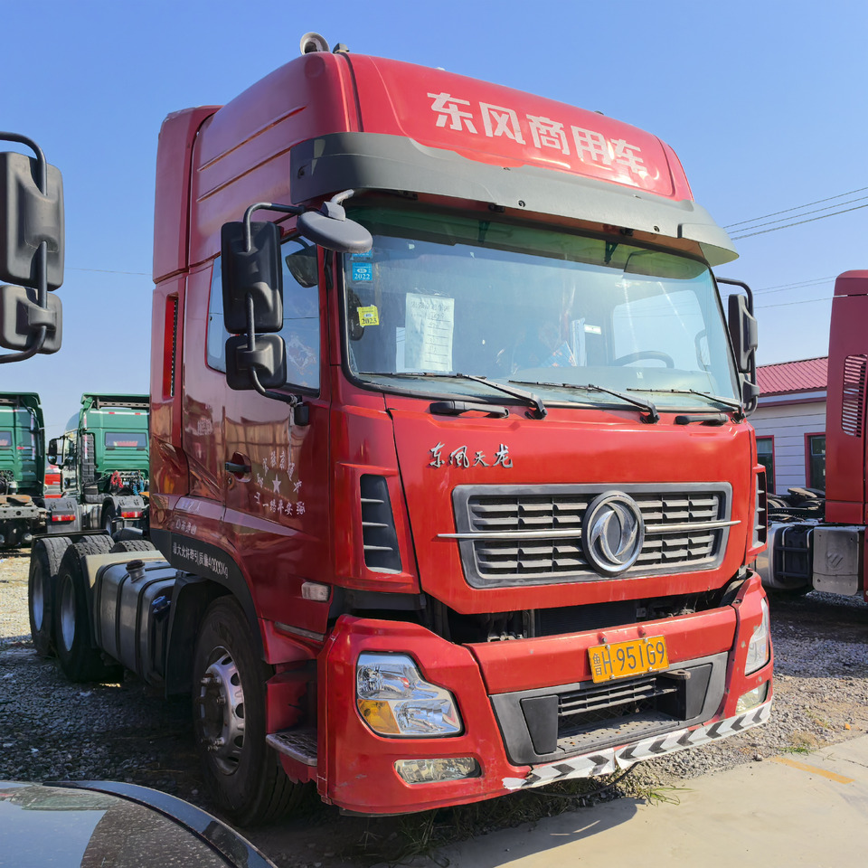 AEOLUS 6x4 - شاحنة جرار: صور 1 AEOLUS 6x4 - شاحنة جرار: صور 1