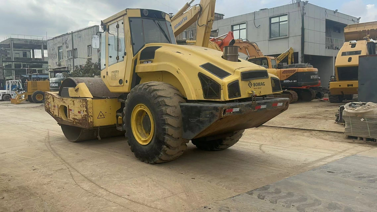 BOMAG BW226 - مدحلة: صور 1 BOMAG BW226 - مدحلة: صور 1