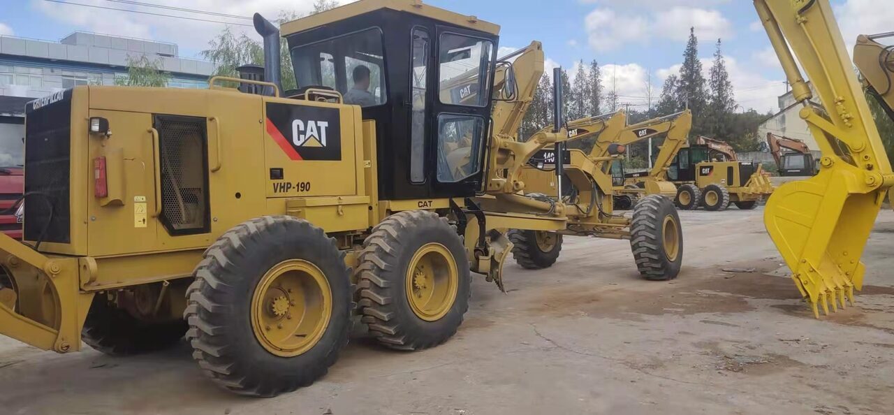 CATERPILLAR 140K - آلة تسوية الأرض: صور 1 CATERPILLAR 140K - آلة تسوية الأرض: صور 1