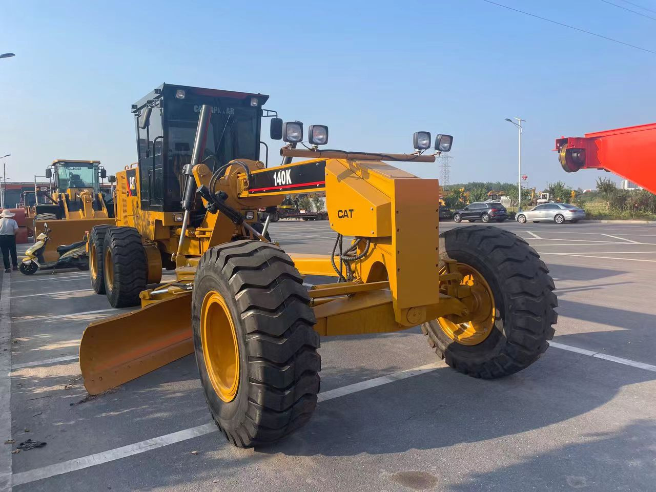 CATERPILLAR 140K - آلة تسوية الأرض: صور 1 CATERPILLAR 140K - آلة تسوية الأرض: صور 1