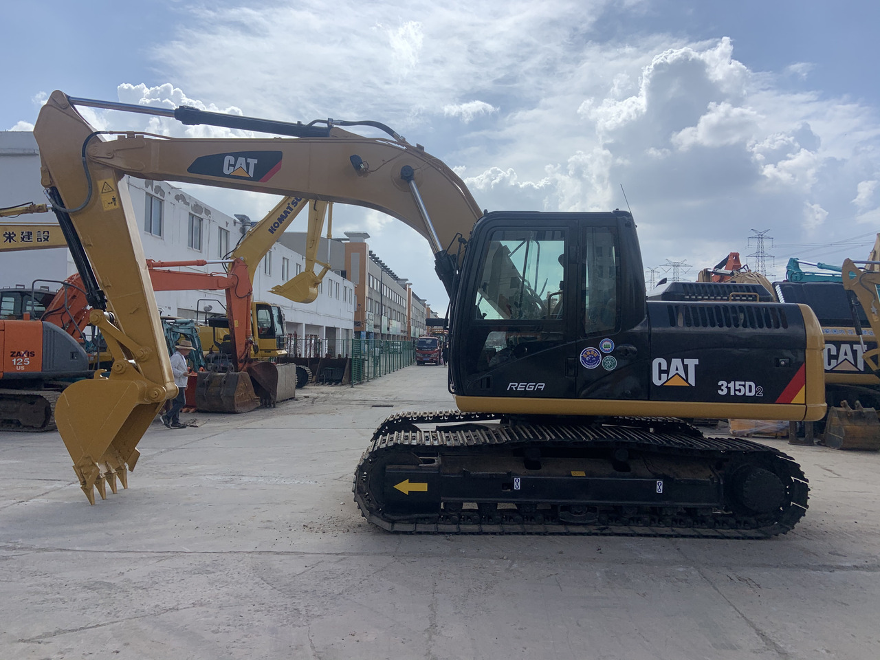 CATERPILLAR 315D2 - حفارات زحافة: صور 2 CATERPILLAR 315D2 - حفارات زحافة: صور 2