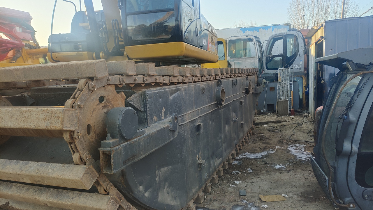 CATERPILLAR 320C - حفارات برمائية: صور 2 CATERPILLAR 320C - حفارات برمائية: صور 2