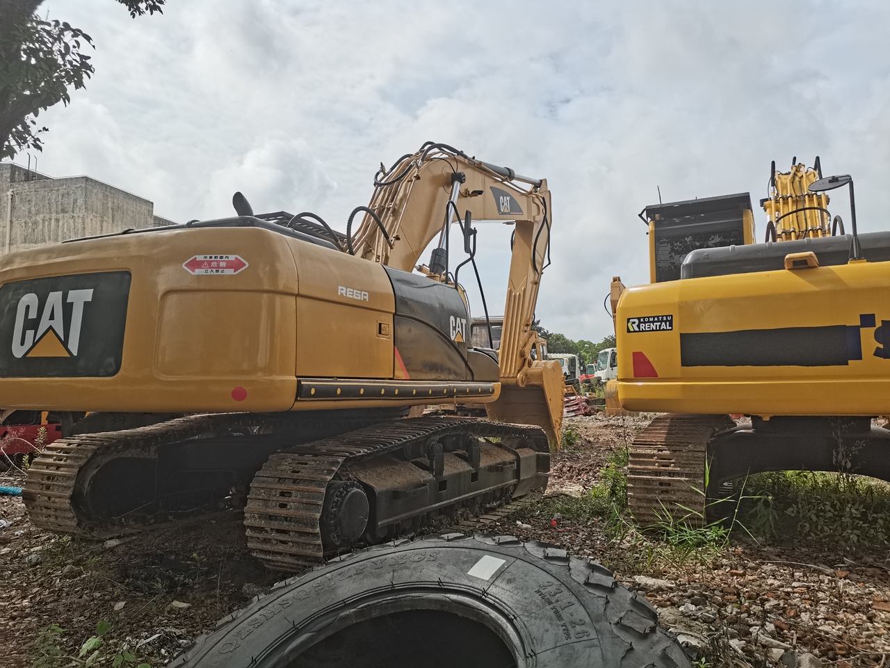 CATERPILLAR 325C - حفارات زحافة: صور 3 CATERPILLAR 325C - حفارات زحافة: صور 3