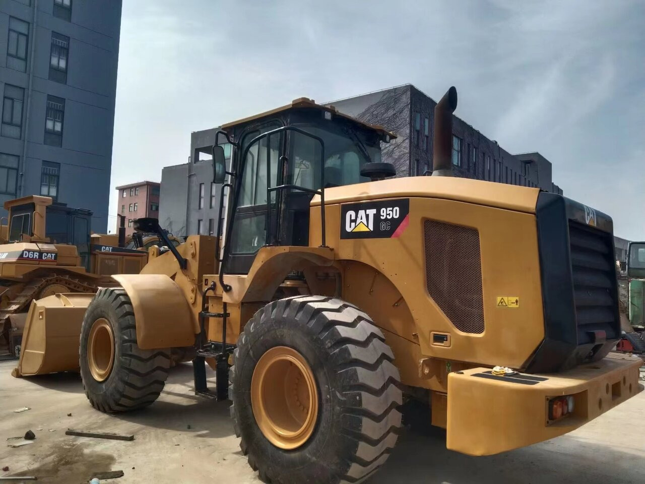 CATERPILLAR 950GC - اللودر بعجل: صور 1 CATERPILLAR 950GC - اللودر بعجل: صور 1