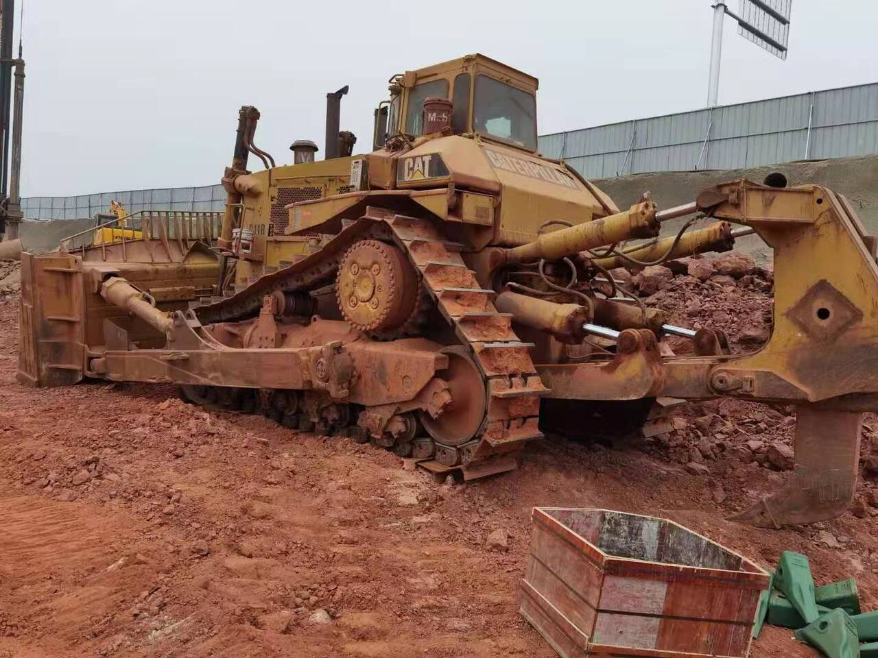 CATERPILLAR D11 - بلدوزر: صور 2 CATERPILLAR D11 - بلدوزر: صور 2