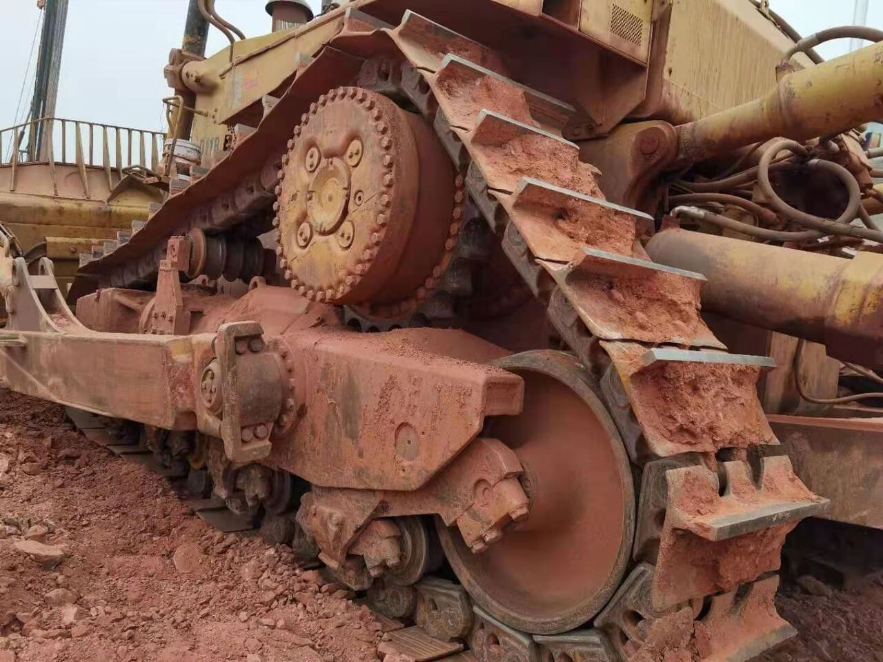 CATERPILLAR D11 - بلدوزر: صور 4 CATERPILLAR D11 - بلدوزر: صور 4