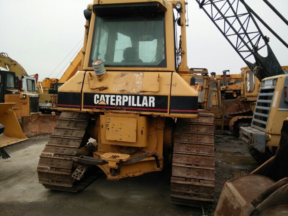 CATERPILLAR D5N - بلدوزر: صور 4 CATERPILLAR D5N - بلدوزر: صور 4