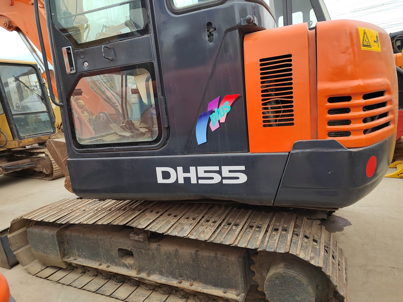 DOOSAN DH55 - حفارة مصغرة: صور 3 DOOSAN DH55 - حفارة مصغرة: صور 3