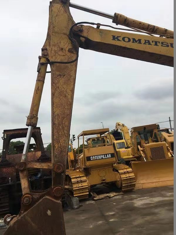 KOMATSU PC120-5 - حفارات زحافة: صور 3 KOMATSU PC120-5 - حفارات زحافة: صور 3
