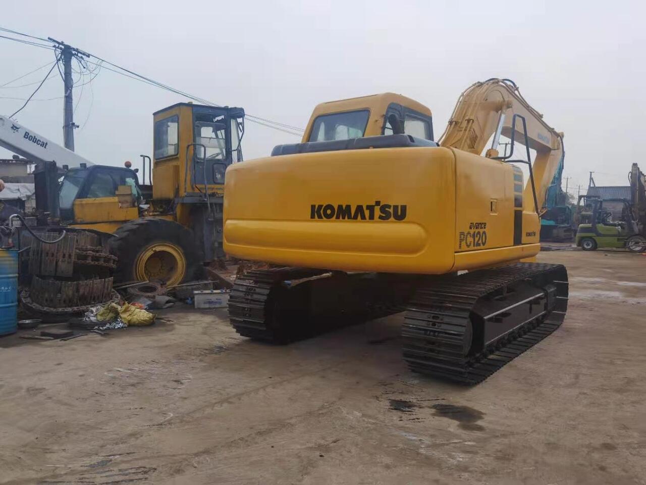 KOMATSU PC120-6 - حفارات زحافة: صور 3 KOMATSU PC120-6 - حفارات زحافة: صور 3