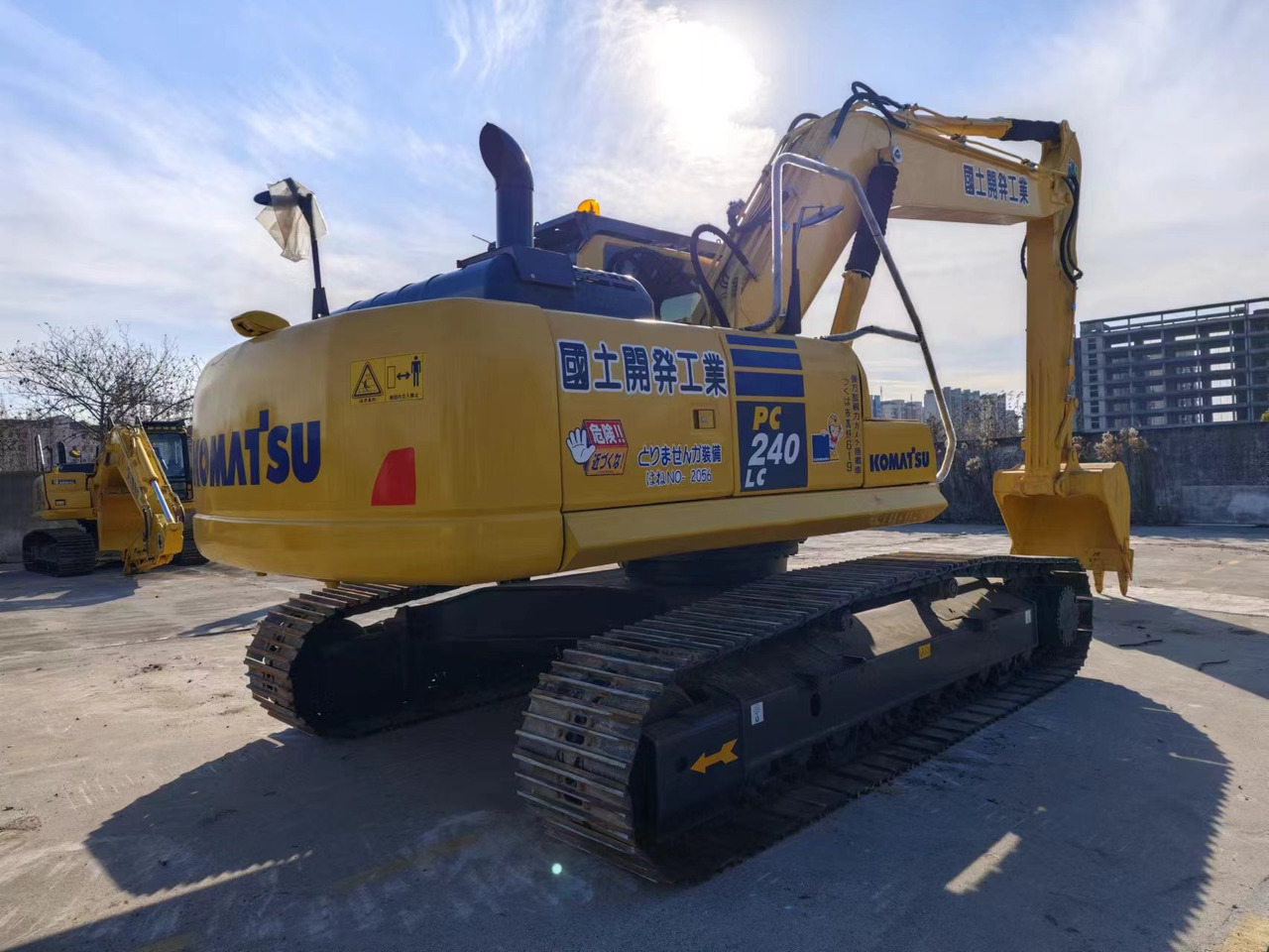 KOMATSU PC240LC-8N1 - حفارة: صور 3 KOMATSU PC240LC-8N1 - حفارة: صور 3