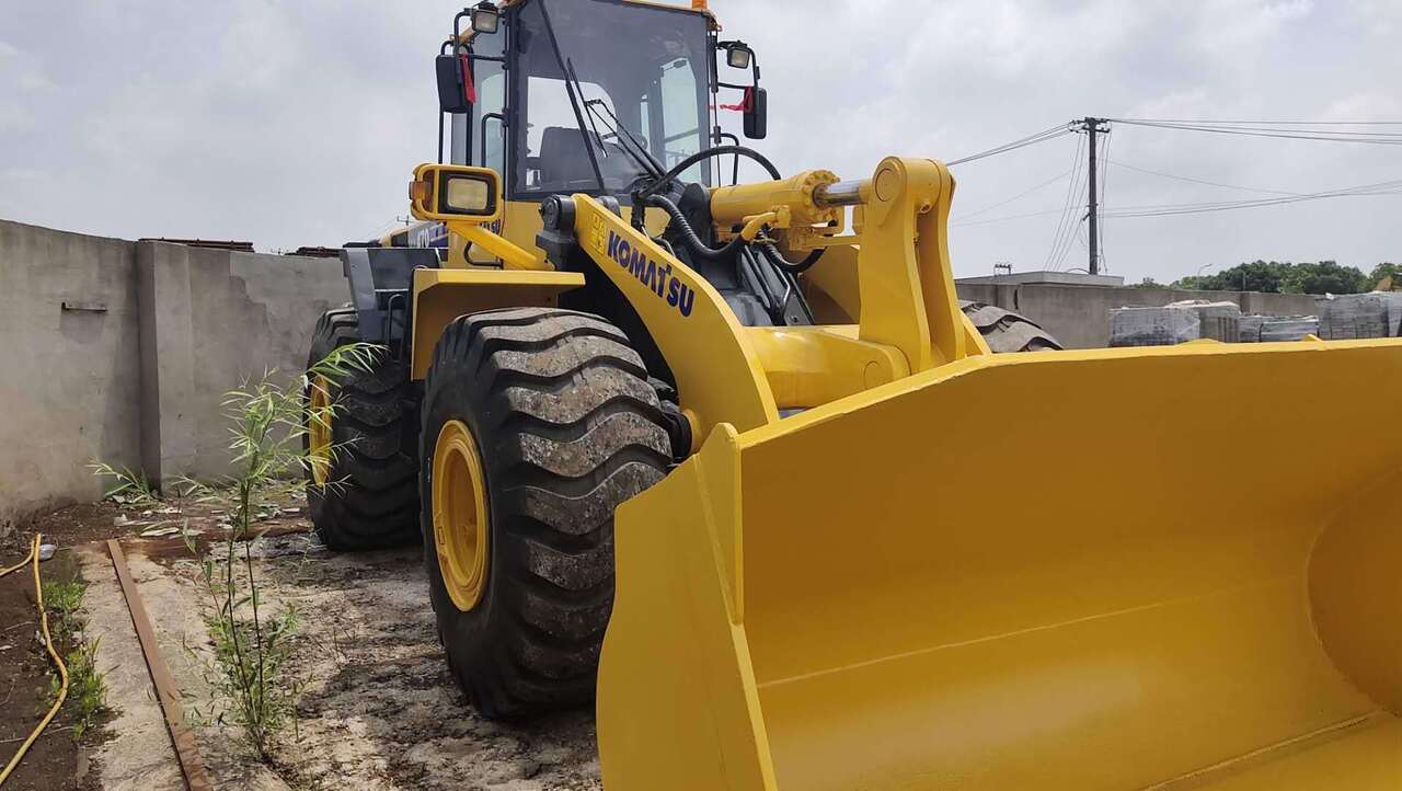 KOMATSU WA470-3 - اللودر بعجل: صور 3 KOMATSU WA470-3 - اللودر بعجل: صور 3