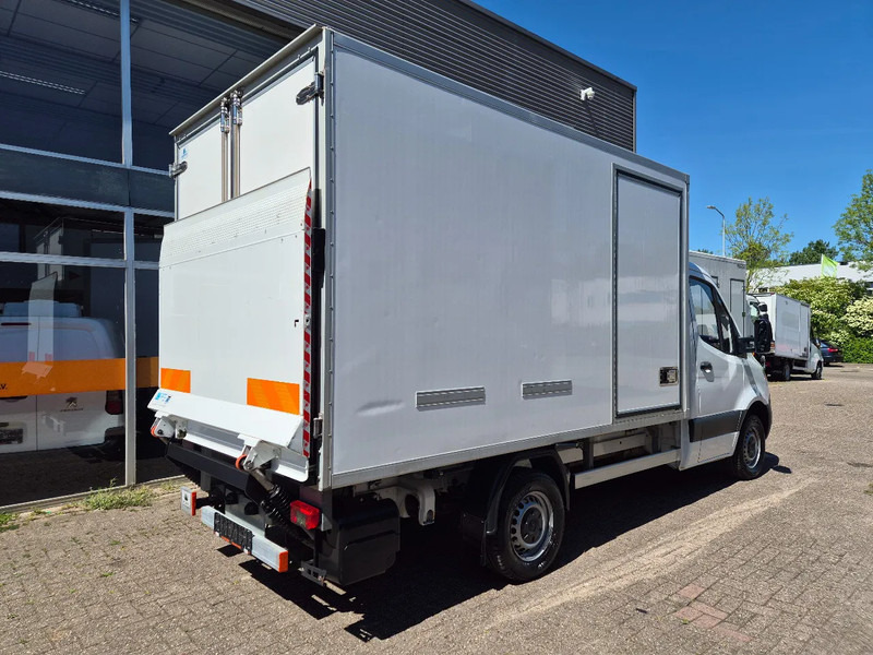 Mercedes-Benz Sprinter 315 CDI/ Kuhlkoffer/ TK V300 MAX/ LBW/ Stby230 - الشاحنات الصغيرة المبردة: صور 3 Mercedes-Benz Sprinter 315 CDI/ Kuhlkoffer/ TK V300 MAX/ LBW/ Stby230 - الشاحنات الصغيرة المبردة: صور 3
