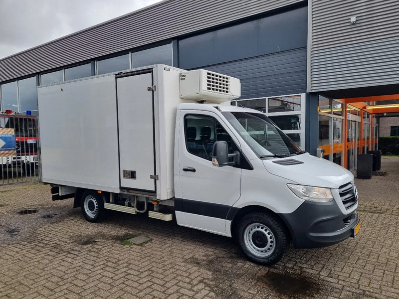 Mercedes-Benz Sprinter 316 CDI Koelkoffer Multitemp TK V500MAX +20C / -20C Euro 6 - الشاحنات الصغيرة المبردة: صور 1 Mercedes-Benz Sprinter 316 CDI Koelkoffer Multitemp TK V500MAX +20C / -20C Euro 6 - الشاحنات الصغيرة المبردة: صور 1