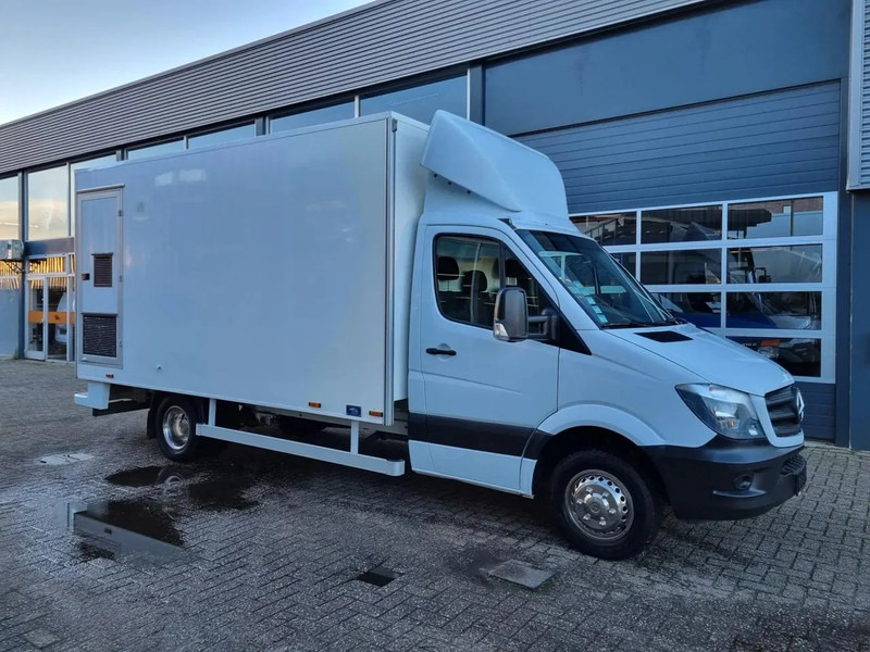Mercedes-Benz Sprinter 513 CDI/ Foodtruck/ Verkoopwagen/ Camper - الشاحنات الصغيرة: صور 1 Mercedes-Benz Sprinter 513 CDI/ Foodtruck/ Verkoopwagen/ Camper - الشاحنات الصغيرة: صور 1