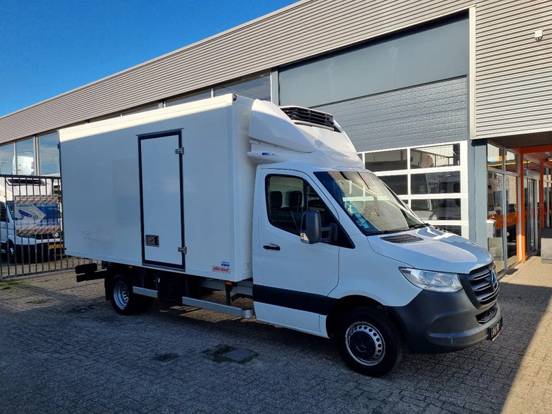 Mercedes-Benz Sprinter 516 CDI Kuhlkoffer/ Carrier/ 8 PALLETS/ EURO 6D - الشاحنات الصغيرة المبردة: صور 1 Mercedes-Benz Sprinter 516 CDI Kuhlkoffer/ Carrier/ 8 PALLETS/ EURO 6D - الشاحنات الصغيرة المبردة: صور 1