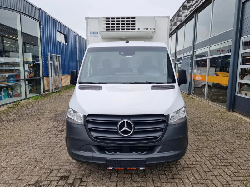 Mercedes-Benz Sprinter 516 CDI THERMOKING V500 MAX MT/ -20+20 STANDBY 380V - الشاحنات الصغيرة المبردة: صور 3 Mercedes-Benz Sprinter 516 CDI THERMOKING V500 MAX MT/ -20+20 STANDBY 380V - الشاحنات الصغيرة المبردة: صور 3