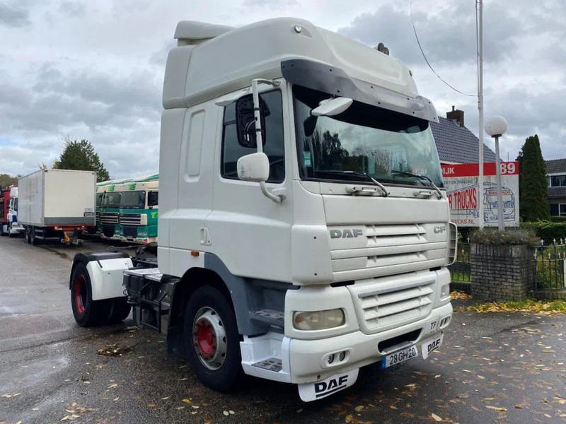 DAF CF 85.410 85CF 410 AUTOMATIC - شاحنة جرار: صور 4 DAF CF 85.410 85CF 410 AUTOMATIC - شاحنة جرار: صور 4
